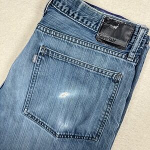 Vintage Distressed Silver Tab Low and Loose Jeans Men 33x32 Blue Medium Wash Y2K